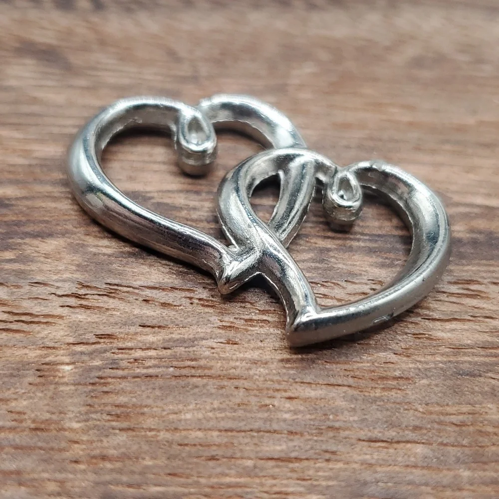 Sterling double twin‎ heart pendant